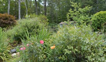 258 Wells Rd, Becket, MA 01223