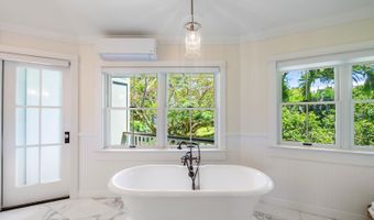 65 N Holokai Rd, Haiku, HI 96708