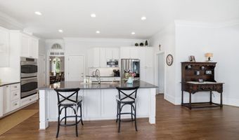 6293 Fernstone Trl NW, Acworth, GA 30101