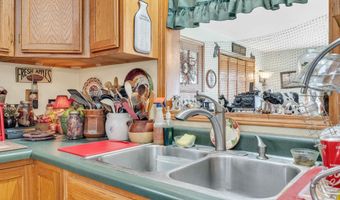 2828 Lakeshore, Applegate, MI 48401