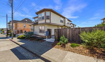 1165 H St, Arcata, CA 95521