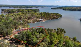 910 Luannes Way, Alexander City, AL 35010