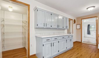304 E Plum St, Anamosa, IA 52205