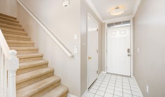 3039 Barclay Way, Ann Arbor, MI 48105