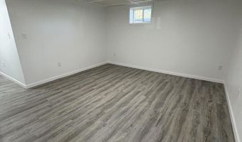 802 S Merton St, Aberdeen, SD 57401