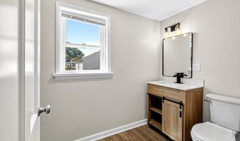 910 MONROE Ter, Dover, DE 19904
