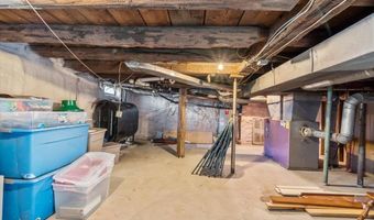 880 S Barre Rd, Barre, VT 05641