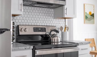 466 Essex St, Bangor, ME 04401