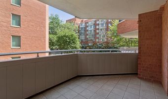 1001 N VERMONT St 212, Arlington, VA 22201