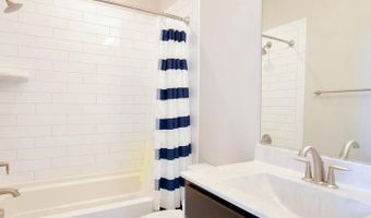 23012 LAVALLETTE Sq, Brambleton, VA 20148