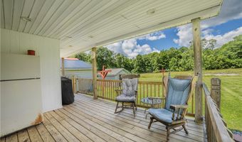27 Locust St, Alverda, PA 15710