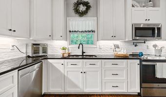 908 Oak Grove Rd, Amity, AR 71921