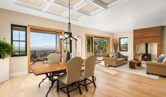 1335 Wikiup Dr, Santa Rosa, CA 95403