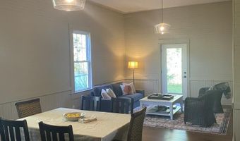 107 Ave B, Apalachicola, FL 32320