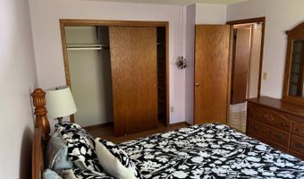 22532 330th Ave, Badger, MN 56714