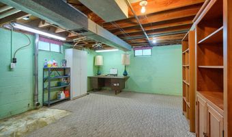 134 Cynthia St, Heath, OH 43056