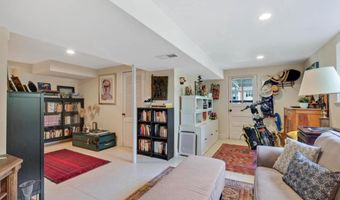 9504 MILSTEAD Dr, Bethesda, MD 20817