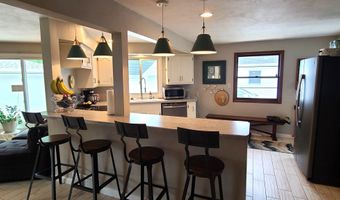 1206 E FRANCES St, Appleton, WI 54911