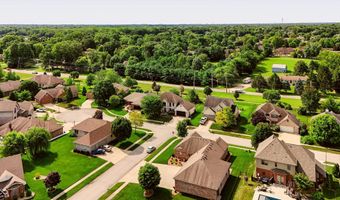 1555 Connemara Rd, Indianapolis, IN 46217