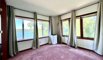 1160 Lake Dr, Big Stone City, SD 57216