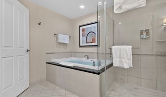 135 E Harmon Ave 2215, Las Vegas, NV 89109