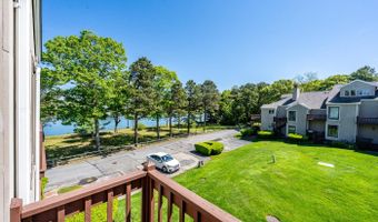 17 Ships Way, Bourne, MA 02532