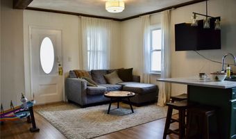 88 Maple Ave, Barrington, RI 02806