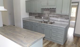 242 Country Rd, Austinville, VA 24312