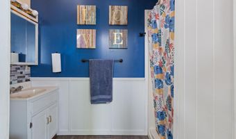 1293 Starveout Creek Rd, Azalea, OR 97410
