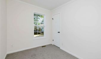 1346 Newport Ave, Attleboro, MA 02703