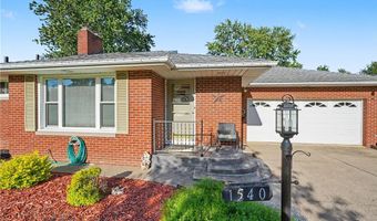 1540 Lilly Ln, Alliance, OH 44601