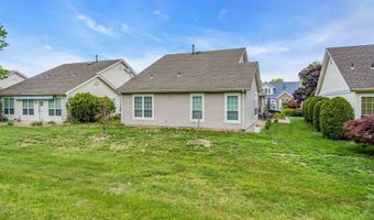 172 Sylvan Lake Blvd, Bayville, NJ 08721