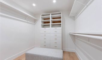 16430 Dorado Dr, Encino, CA 91436