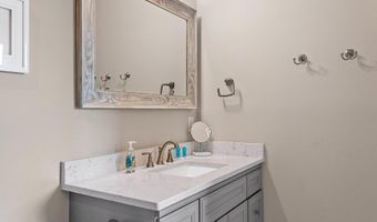 3 Scotch Bonnet Ln # B, Bald Head Island, NC 28461