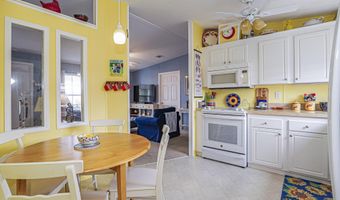 818 Thrush Cir, Barefoot Bay, FL 32976