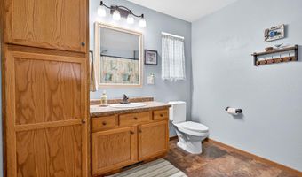 2403 W AMERICAN Dr, Neenah, WI 54956