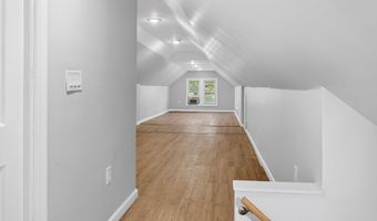 12 E 49TH St 2, Bayonne, NJ 07002