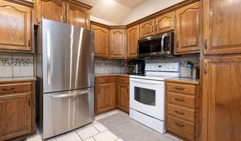 1016 Daniels St, Aurora, MO 65605