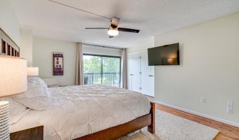 200 N PICKETT St 308, Alexandria, VA 22304