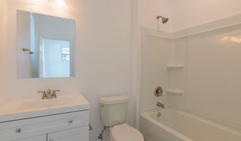 195 14th St, Apalachicola, FL 32320