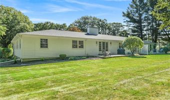 91 Cindyann Dr, East Greenwich, RI 02818