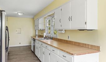 252 Thomas St, Allegan, MI 49010