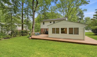 5004 LINETTE Ln, Annandale, VA 22003