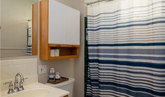 26 Carey St, Newport, RI 02840