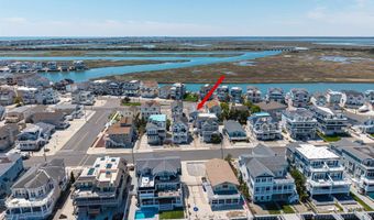 733 21st St, Avalon, NJ 08202