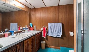 36 Willow Ave, Middletown, RI 02842