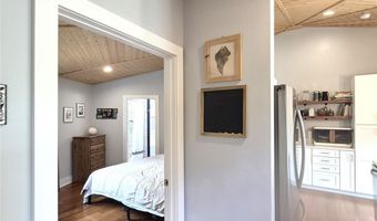 63 Beverly Rd W, Asheville, NC 28806