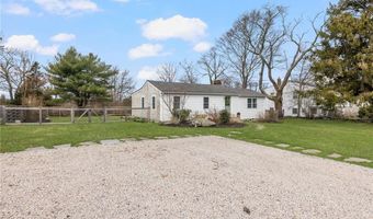 13 Starboard Ave, Jamestown, RI 02835