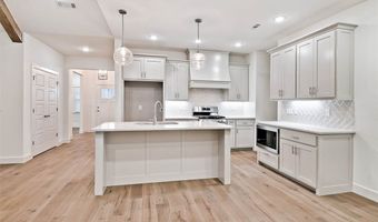 2 Rothbury Ln, Bella Vista, AR 72714
