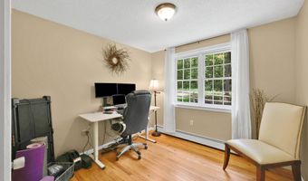 471 Goose Ln, Coventry, CT 06238